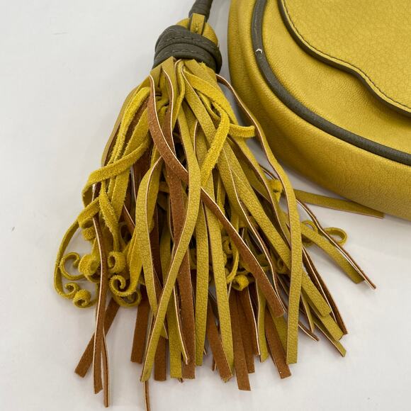 Steve Madden Mustard Yellow Leather with Tassel Crossbody Purse Bag - Picture 2 of 13